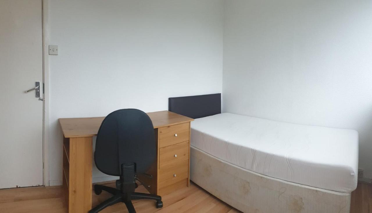 Elephant & Castle - Zone 2 - Private Rooms - Shared Bathroom ลอนดอน ภายนอก รูปภาพ