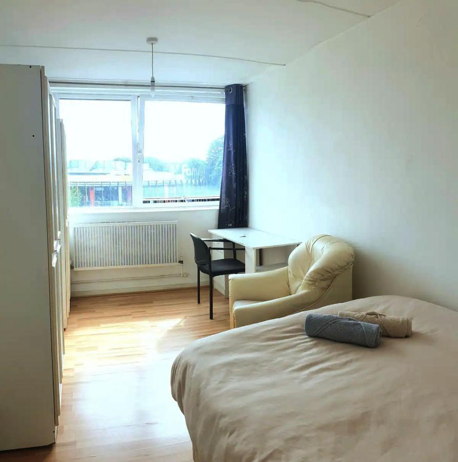 Elephant & Castle - Zone 2 - Private Rooms - Shared Bathroom ลอนดอน ภายนอก รูปภาพ