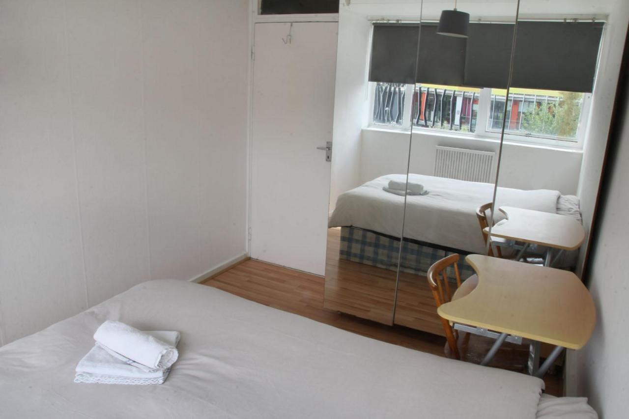 Elephant & Castle - Zone 2 - Private Rooms - Shared Bathroom ลอนดอน ภายนอก รูปภาพ