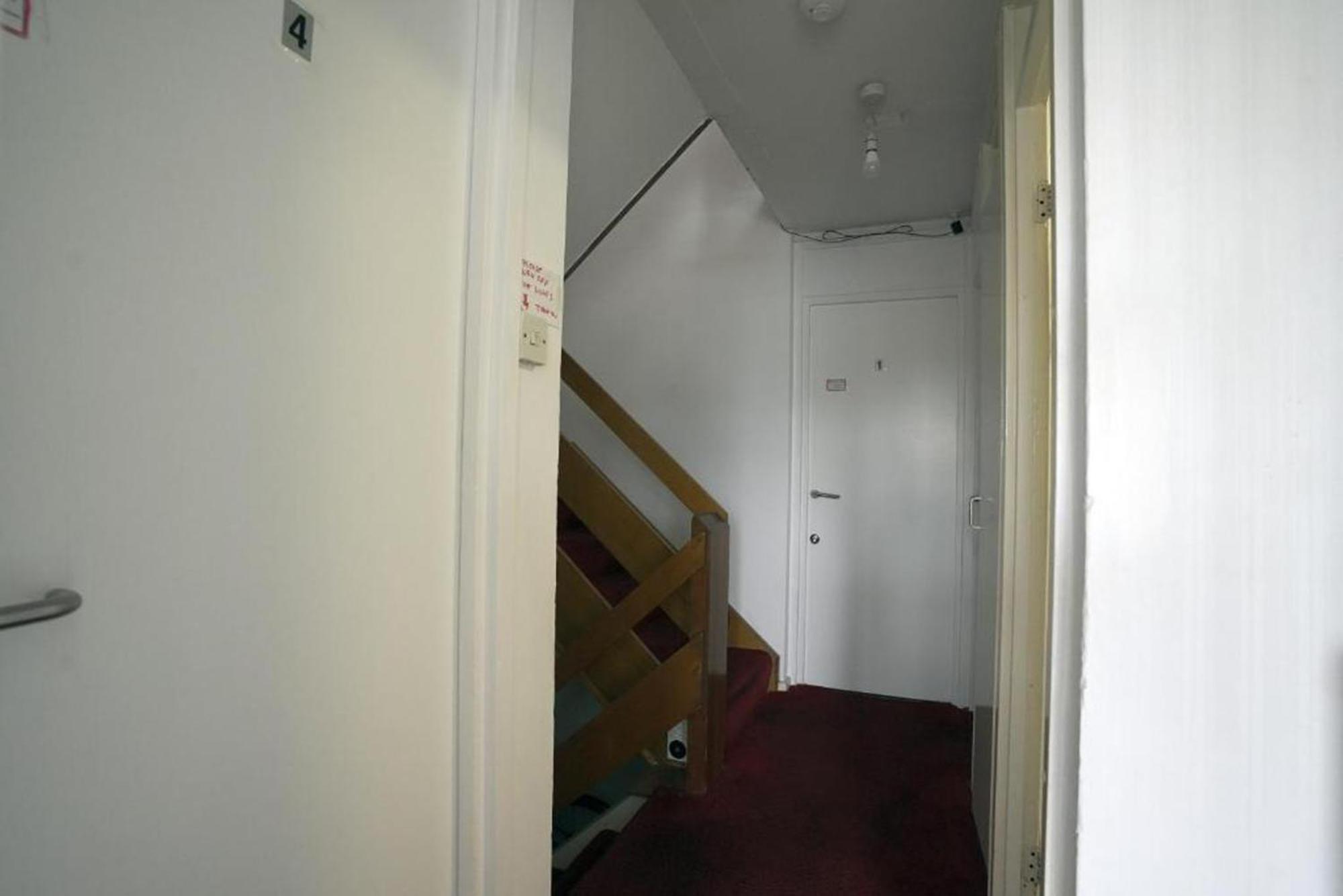 Elephant & Castle - Zone 2 - Private Rooms - Shared Bathroom ลอนดอน ภายนอก รูปภาพ